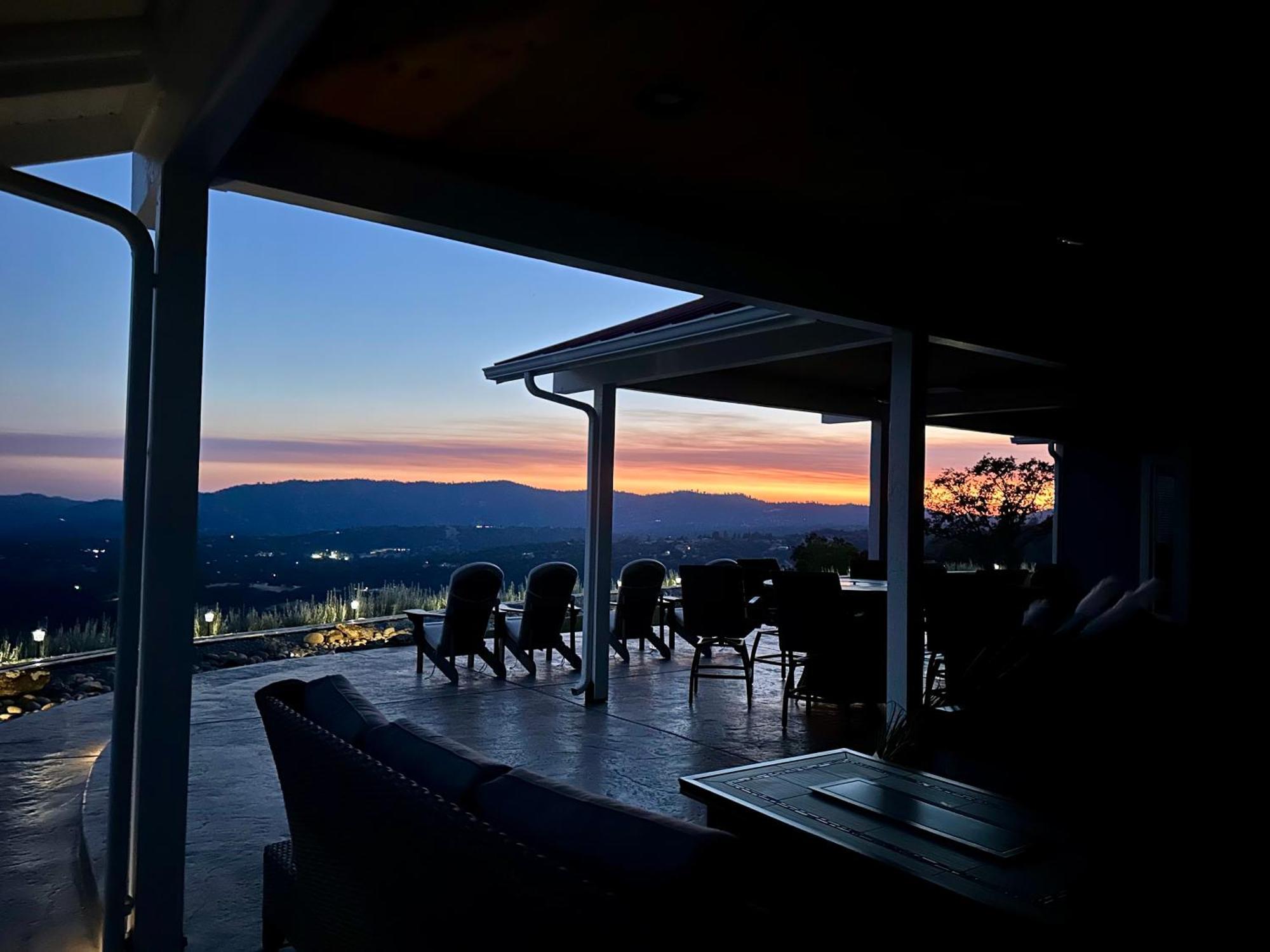 Enchanted Property Near Yosemite, View, Game Room Ahwahnee Exterior foto